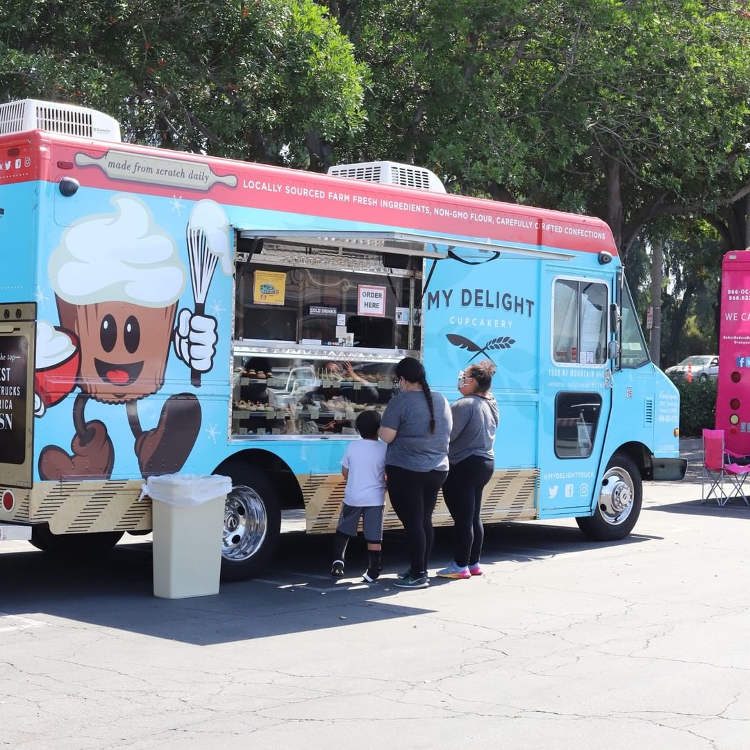 Cupcake Food Truck in LA